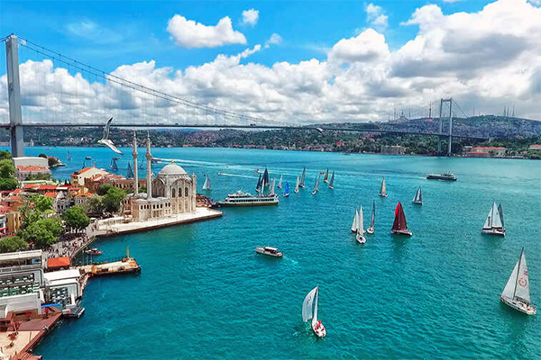 Bosphorus Cruise in Istanbul